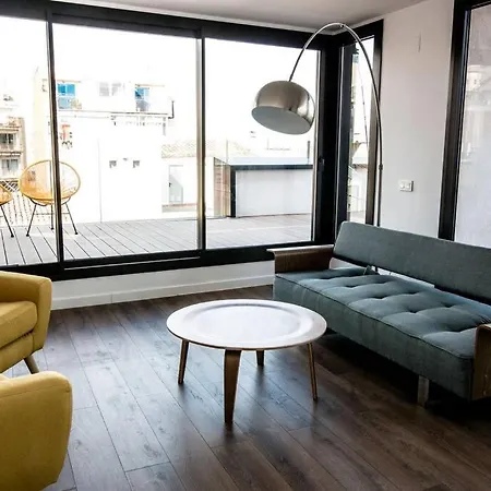 Atico Con Terraza En El Centro De レウス
